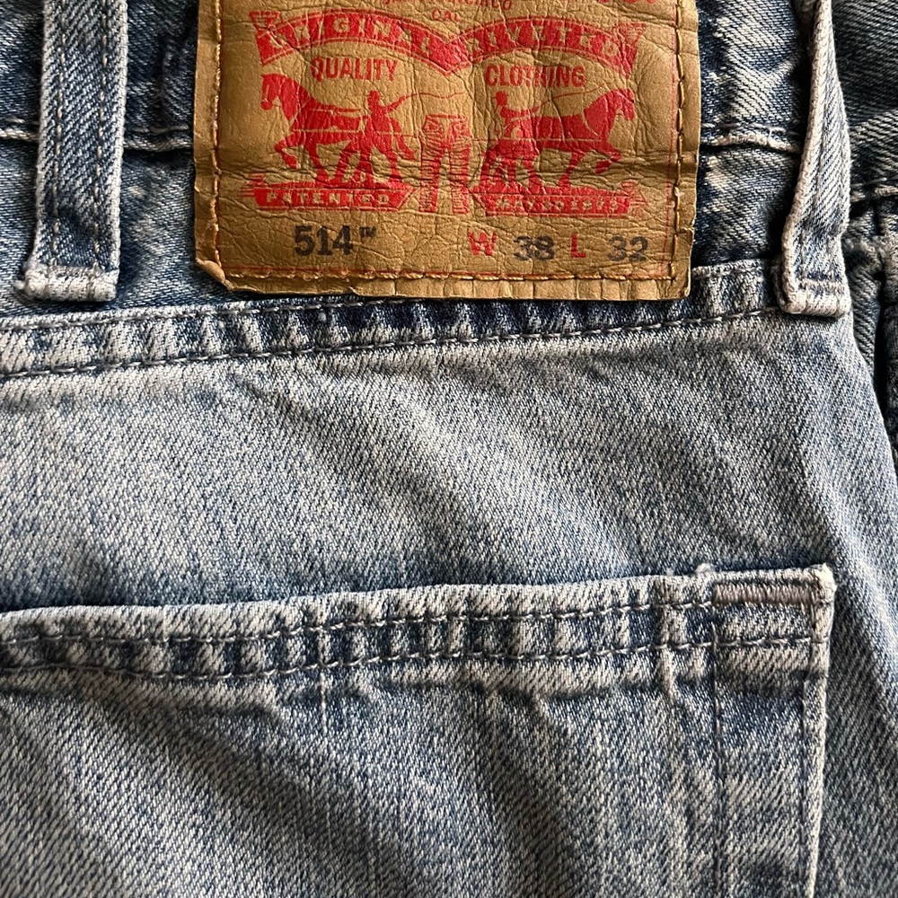 Excellent condition Levi’s 514 38x32 mens jeans